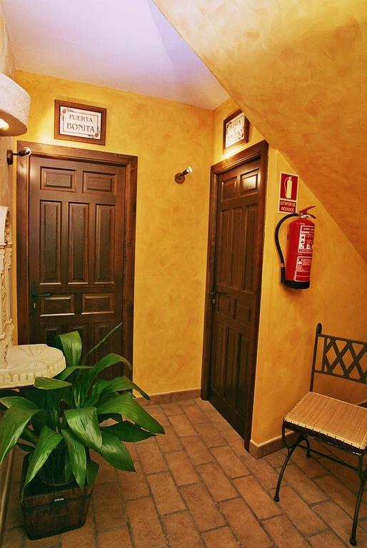 Hospederia El Convento Hotel Estremera Kültér fotó