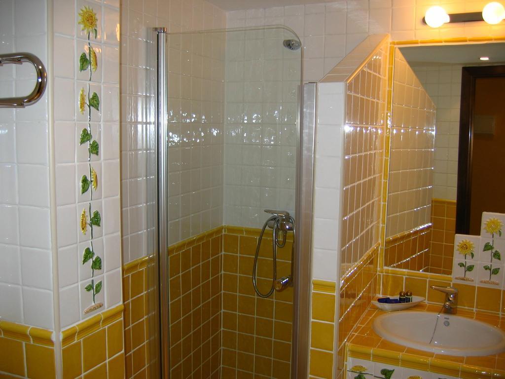 Hospederia El Convento Hotel Estremera Kültér fotó
