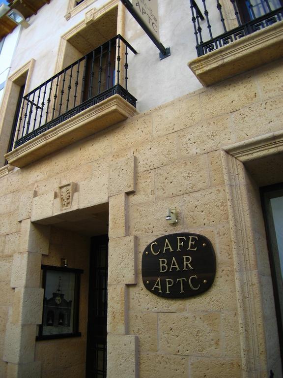 Hospederia El Convento Hotel Estremera Kültér fotó