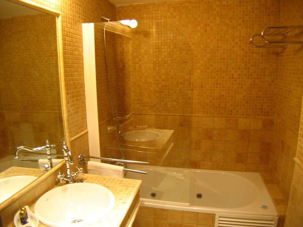 Hospederia El Convento Hotel Estremera Kültér fotó